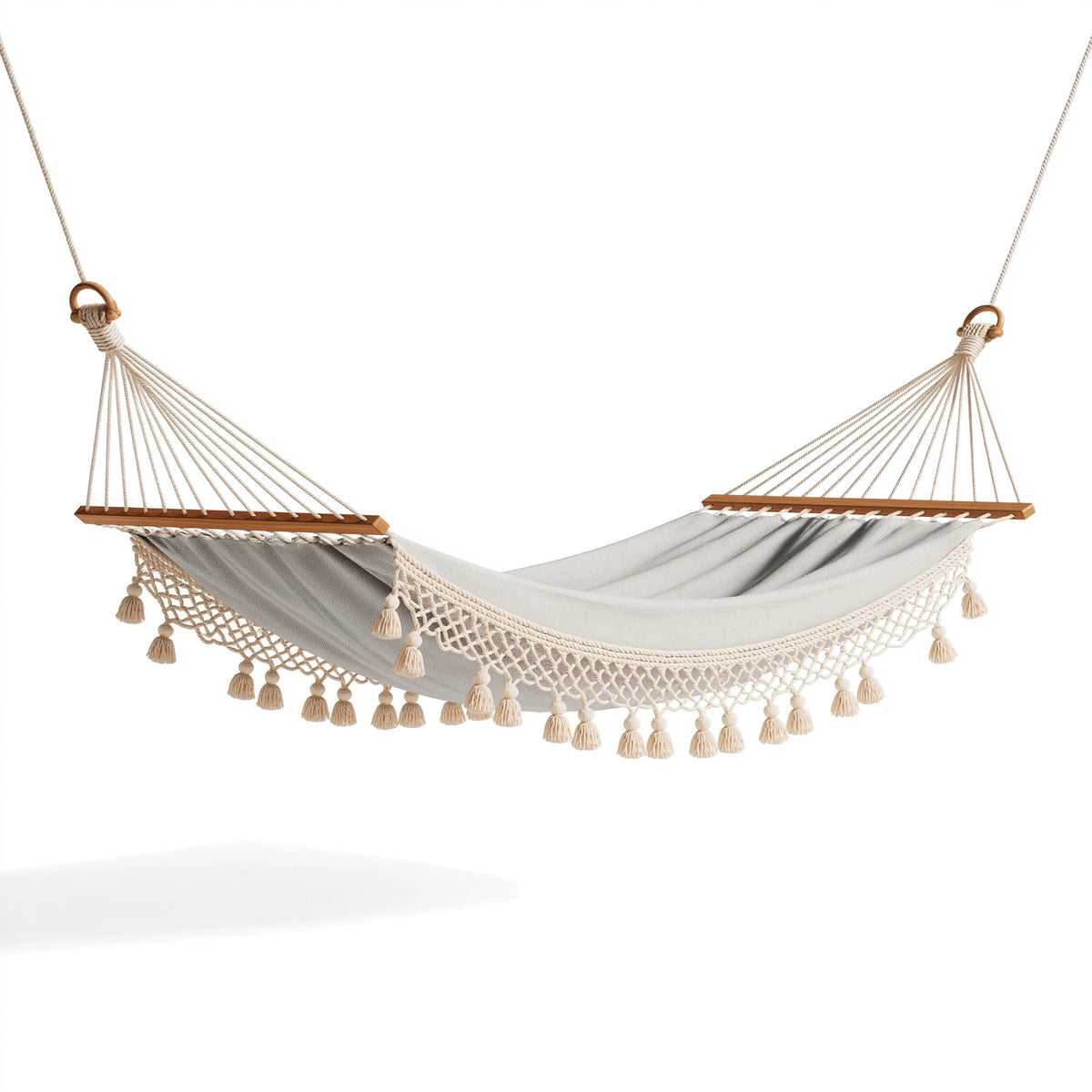 Hängematte 320 x 100 cm aus Baumwolle Grau Natur mit Holzstäben im Boho-Stil